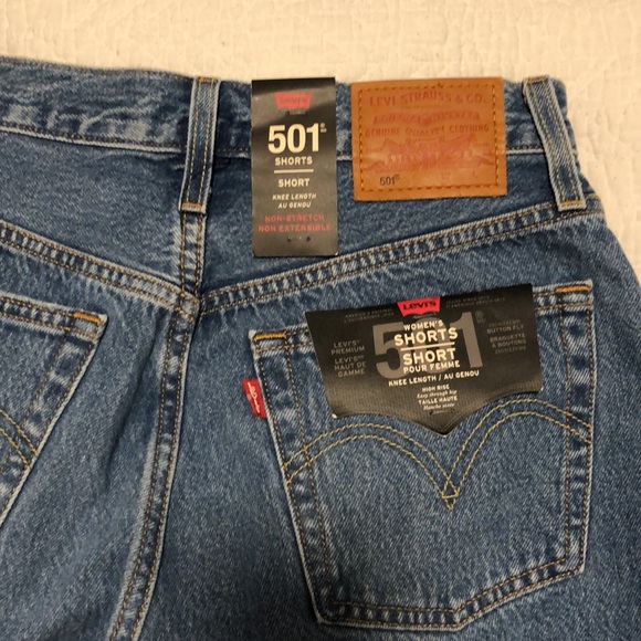 Levi 501 Knee High Shorts - Picture 4 of 4